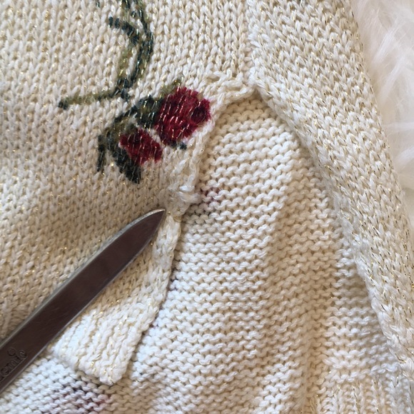 Show Me Your Mumu Bonfire Sweater in Winter Rose - Picture 14 of 16